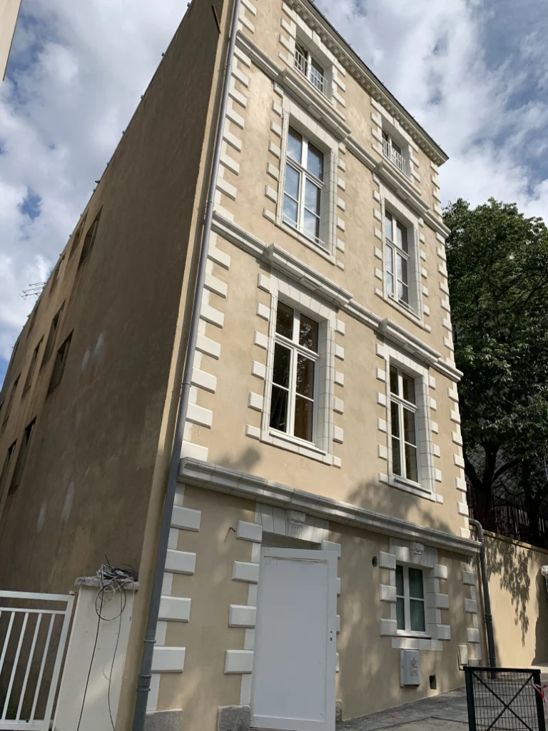 Sud Loire Projection Ravalement De Facade Nantes ECOLE MARIE ANNE DU BOCAGE NANTES 17 X